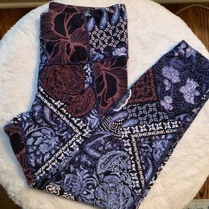 Athleta Salutation Legging - Small Petite